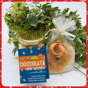 Cioccolata Calda e charm in cuoio